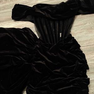 Off shoulder velvet dress